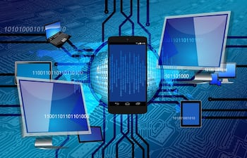 Los softwares malignos pueden propagarse a través de equipos o redes haciendo copias de sí mismos, igual que un virus biológico trasmitido entre personas.