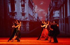 coreografias-grupales-y-en-pareja-presento-el-espectaculo-de-tangos-arrabalero-en-el-teatro-municipal--174137000000-1760592.JPG