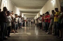 internos-permanecen-en-uno-de-los-pabellones-reformados-de-la-carcel-de-misiones--03457000000-1132239.JPG