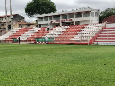 River juega en su estadio ante General Díaz.