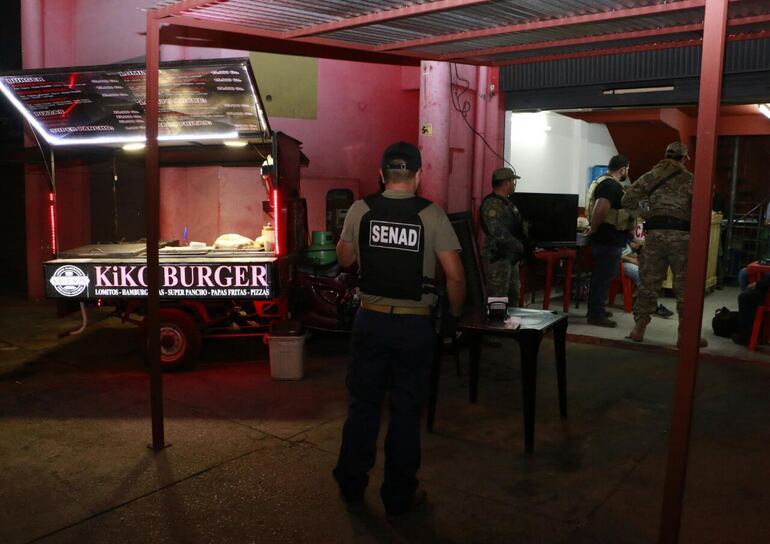 Lomitería que servía como fachada para el negocio ilícito.