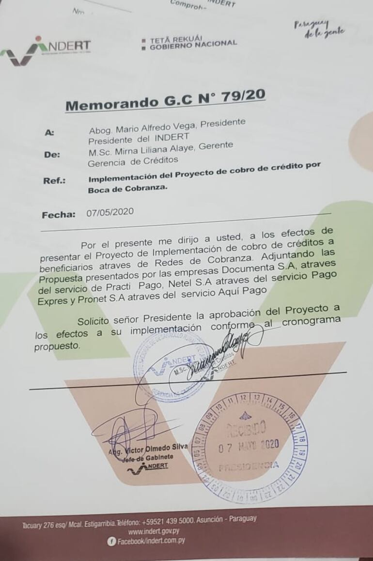 Memorando presentado a Mario Vega, en el cual se le informa detalles del sistema de cobro tercerizado.