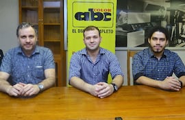 osvaldo-loup-lazaro-barni-y-lvaro-gavilan-ofreceran-esta-noche-un-variado-concierto-de-guitarra-clasica-en-el-que-prometen-un-repertorio-que-abarca-203621000000-1767292.jpg