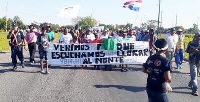 Los bosques de sus comunidades son arrasados y nadie ve eso, denunciaron los aborígenes.
