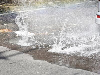 Solo en la capital del país se registran anualmente unos 30.000 caños rotos y en su área metropolitana más de 20.000. Por esto la estatal no factura la mitad del agua tratada.