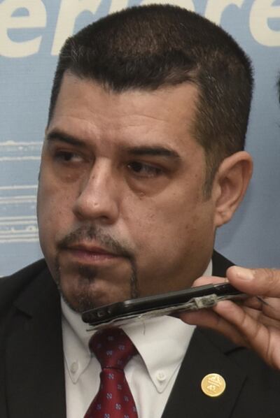 Carlos Fabián Domínguez Azuaga, director financiero.