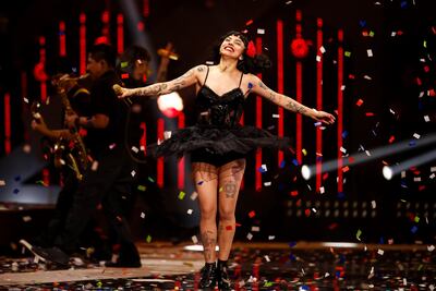 La artista chilena Mon Laferte se presentó ayer  durante la segunda noche del Festival de Viña del Mar (Chile).