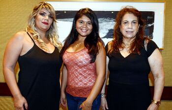yamile-dipp-kaied-idilia-leguizamon-y-gladys-ruiz-pecci--210954000000-1428005.jpg