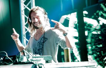 bob-sinclar-210521000000-1067684.jpg