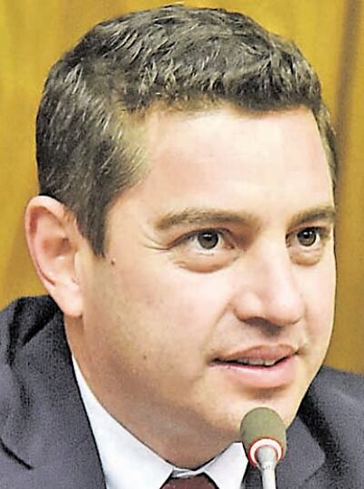 Pedro Alliana, diputado (ANR, cartista), debe convocar a los diputados si la comisión aprueba el pedido para una extra.