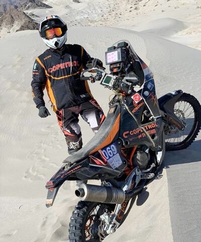 Blas Zapag (h) hará su debut en el Rally Dakar en la categoría de Motos, con la ilusión de completar la dura prueba.