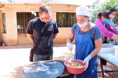 Más de 50 ollas populares ya fueron preparadas con aportes diariamente.