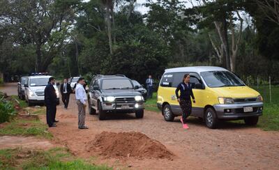 Detalle de la reconstrucción de la persecución policial al móvil escolar en Caacupemí, Areguá.