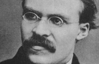 friedrich-nietzsche-en-la-nueva-coleccion--213503000000-1524877.jpg