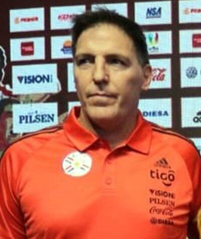 Eduardo Berizzo Magnolo (50), DT albirrojo.