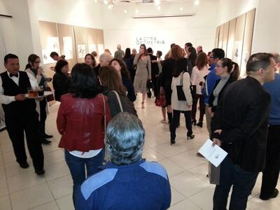 La Sala Agustín Barrios del Centro Cultural Paraguayo Americano se llenó de gente que fue a mirar las obras.