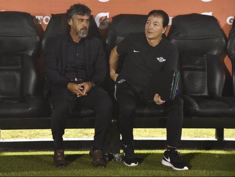 Leonel Álvarez, Libertad.