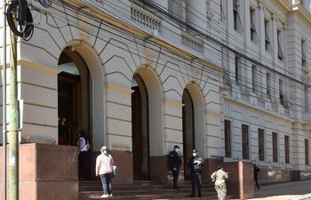 Pagos a trabajadores formales en BNF.