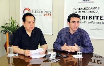 luis-alberto-mauro-i-vicedirector-del-registro-electoral-y-modesto-nunez-super-intendente-del-tsje-los-funcionarios-desmienten-que-se-cajonearo-222349000000-1036362.jpg