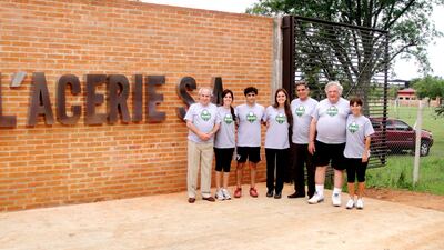 Miembros del Directorio de L’Acerie SA:   Ramiro Vargas Peña,  Gisela Dumot, Norman Dumot, Analía Dumot, Fernando Dumot, Rubén Dumot (+) y María Adela Vargas Peña.