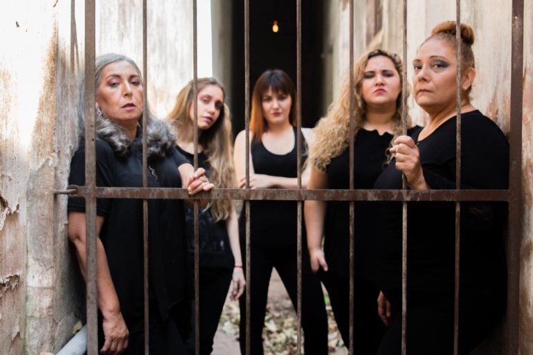 Las actrices que interpretan "La desgracia".