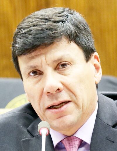 Walter Harms, diputado colorado cartista, dice estar  en desacuerdo con que las declaraciones juradas sean públicas.