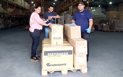 Los tapabocas que compró Petropar son iguales a los de Dinac y la empresa estatal donó estas mascarillas al Ministerio de Salud.