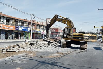 El MOPC procedió desde el miércoles a la demolición de las paradas del fracasado metrobús, cuyas obras costaron U$S 30 millones.