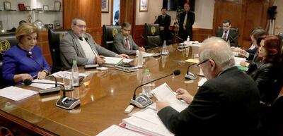 Los ministros de la Corte aprobaron el pedido de aumento de salario para los funcionarios y también las bonificaciones.