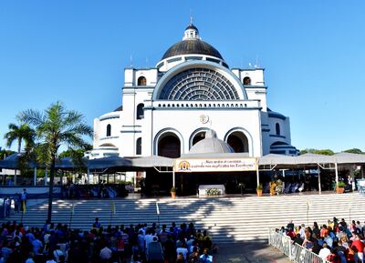 El tercer departamento también ofrece el turismo religioso. La Basílica de Caacupé es uno de los sitios más visitados.