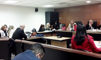 El juicio oral contra Gladys Cardozo (i) finalizó en mayo de 2019, con la absolución de la exministra de la Secretaría de Emergencia Nacional.