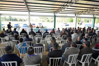Los cañicultores se reunieron ayer para exigir atención del gobierno.