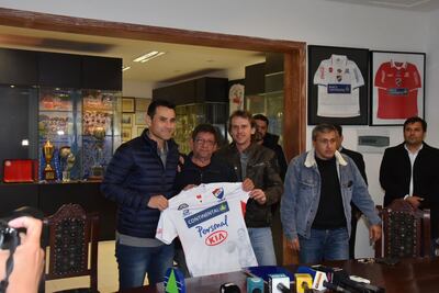 /pf/resources/images/abc-placeholder.png?d=2394