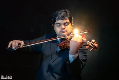El violinista paraguayo Óscar Aguilar Más.