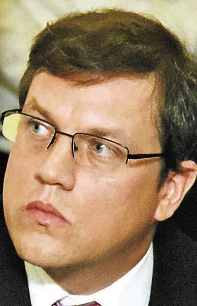 Santiago González Bibolini, agente fiscal.