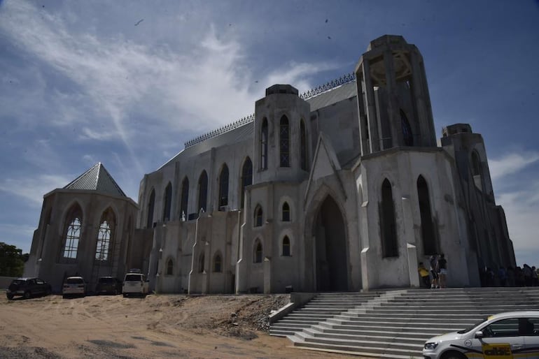 /pf/resources/images/abc-placeholder.png?d=2394