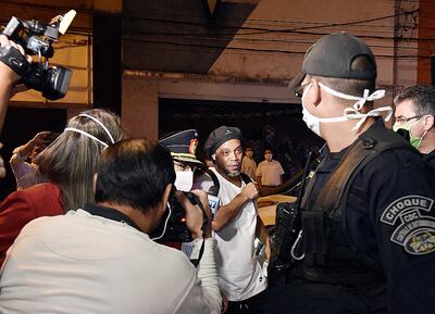 Así llegaba “Dinho” al hotel Palmaroga en la noche del martes.
