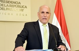 el-presidente-de-la-ande-victor-romero-informa-de-su-reunion-con-el-presidente-cartes-en-mburuvicha-roga--211411000000-1432271.jpg