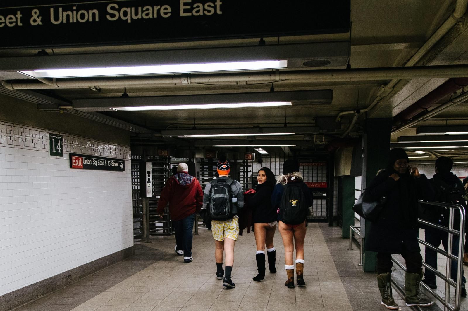 /pf/resources/images/abc-placeholder.png?d=2399