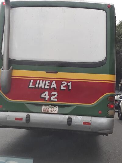 Los transportes públicos no respetan las paradas.