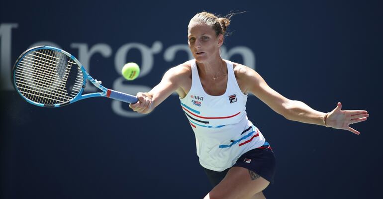 Karolina Pliskova avanzó a la segunda ronda.