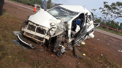 Así quedó el vehículo donde fallecieron dos menores tras un accidente en San José de los Arroyos.