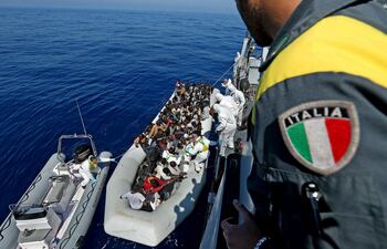 inmigrantes-italia-102723000000-1796346.JPG