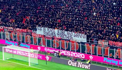 Los aficionados del Milán rindieron un homenaje a Kobe Bryant.