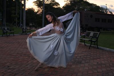 Una vida de sacrificio entre zapatillas de puntas, polleras y presentaciones, vive Tais Casco (20).