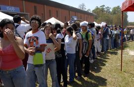 los-jovenes-son-los-mas-afectados-por-la-escasez-de-fuentes-de-empleo-en-el-pais--221232000000-605803.jpg