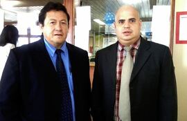 el-abogado-pedro-palacios-y-cristian-caniza-esperan-la-resolucion-fue-ayer-en-tribunales--211017000000-1041209.jpg