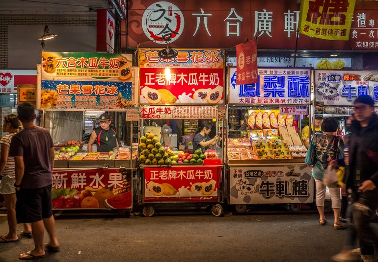 Mercados nocturnos, un punto de encuentro muy popular en Taiwán.