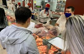 El sobreprecio se constató solo en la carnaza blanca, según los intervinientes.
