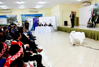 El ministro Eduardo Petta, hablando de transformación de la educación en el Chaco. Rechazó ser “enemigo de la educación”.